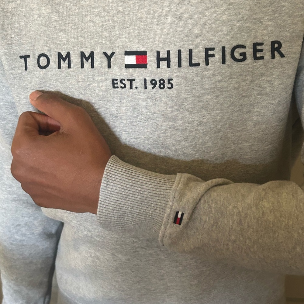 Tommy Hilfiger Gray Mens Sweater